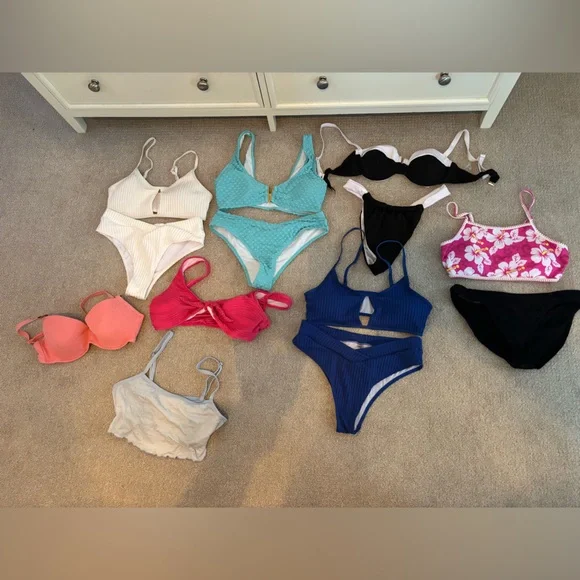 Bikini Lot - Picture 3 of 6